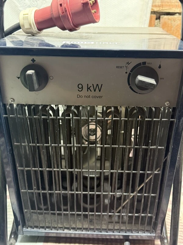Haus Halt IEJ03-400E elektriline soojapuhur 9 kW