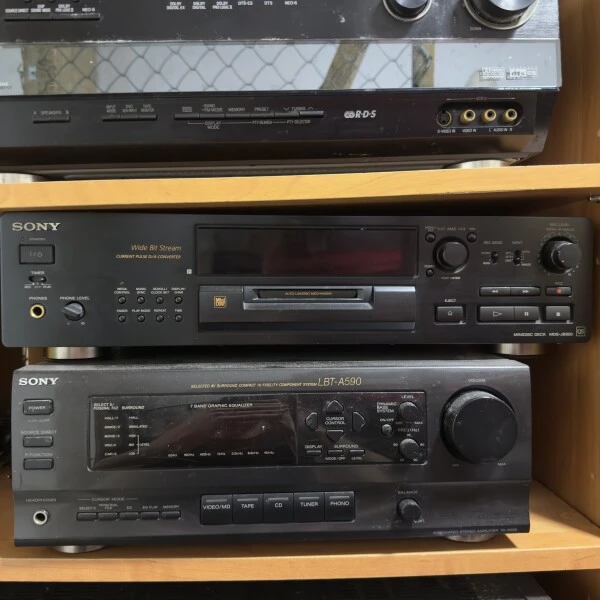 Sony TA-A590 stereo pastiprinātājs ar 7 joslu ekvalaizeru un PHONO ieeju
