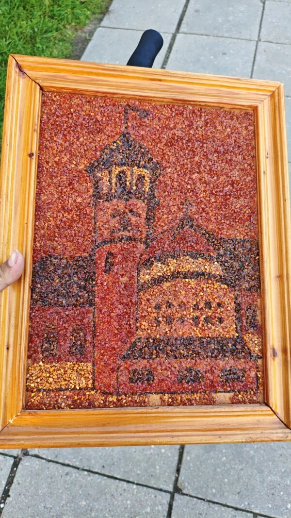 Koka rāmis ar mākslas darbu - 1994
