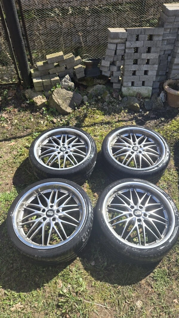 R19 Wheels with Tires